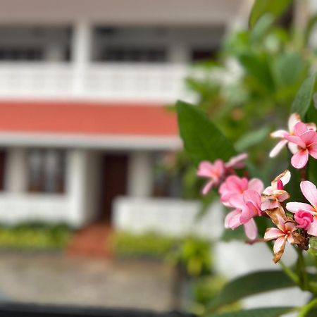 Buddha Beach Hotel Kovalam Exterior photo
