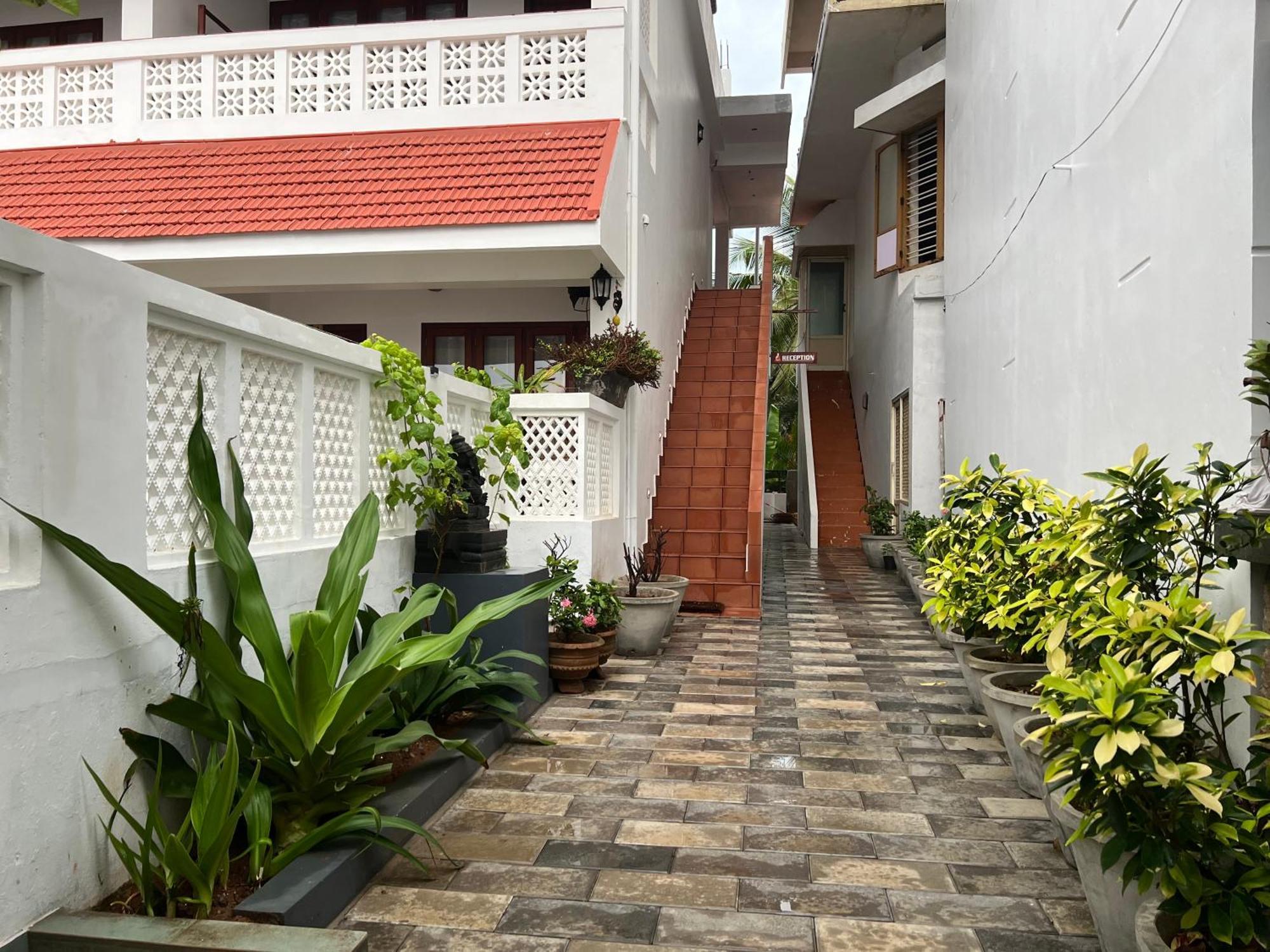 Buddha Beach Hotel Kovalam Exterior photo